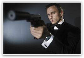 像间谍一样生活:创建假的“您”