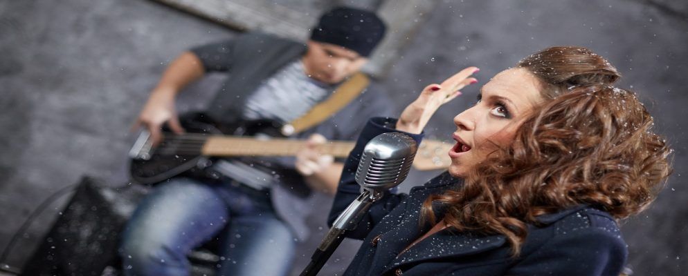 如何创建自己的基本音乐视频