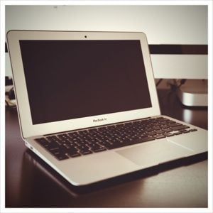 MacBook Air(2012年中)评测和赠品