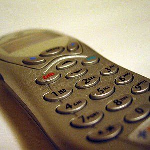 不再绑定到蜂窝合同了吗？您应该切换到MVNO的10个理由