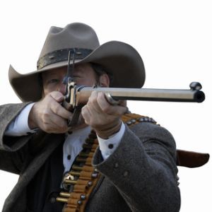 亲身体验使用烟雾弹枪近距离进行的狂野西部枪战[MUO Gaming]