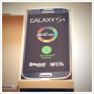 三星Galaxy S4评论和赠品
