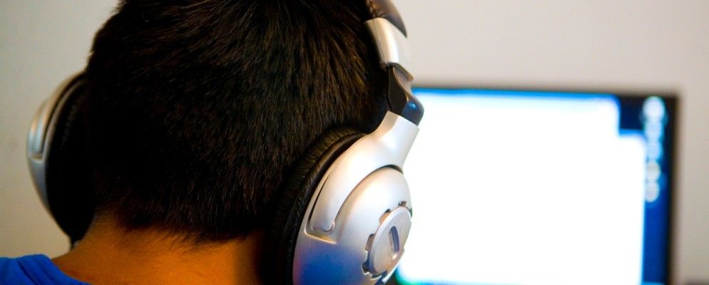 适用于学生的5种最实惠的降噪耳机