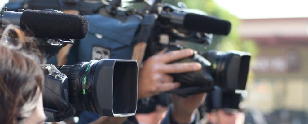 有一些时间要杀吗? 4个现场,纪录片大小不一