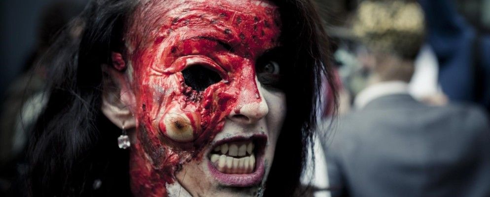 您可以从网上借来的29个可怕的万圣节化妆创意