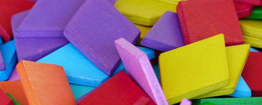 Facebook骄傲：现在允许用户定义性别身份和代词