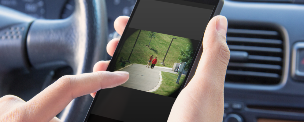 交出手机以显示照片？如何避免窥探手指