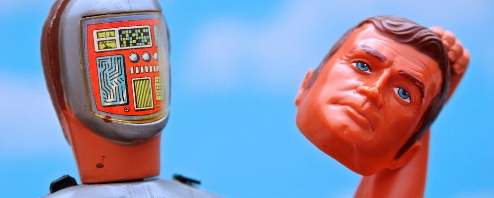 中本聪（Satoshi Nakamoto）揭幕，Spotify回声，藤蔓色情，Cortana泄漏[科技新闻摘要]