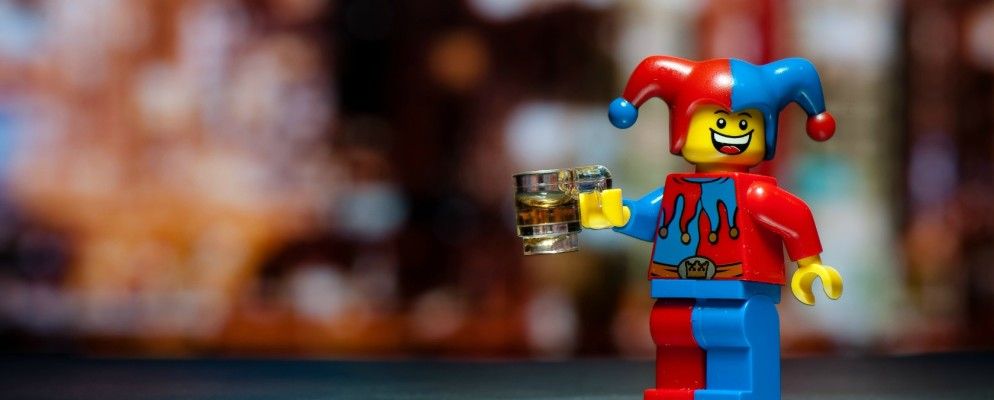 愚人节综述，苹果公司攻击三星，Mozilla首席执行官争议[技术新闻摘要]