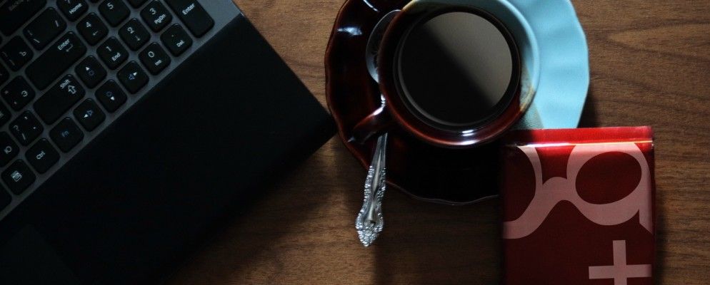 Google+将继续存在，Twitter起诉政府，还有更多……[科技新闻摘要]