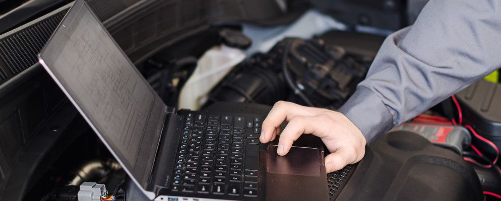 黑客真的可以接管您的汽车吗?