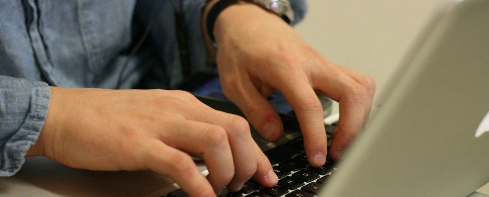 提防新的间谍软件，Jolla Tablet达到资金目标，以及更多…[技术新闻摘要]