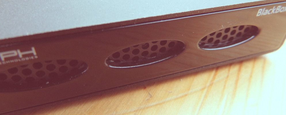 字形BlackBox便携式硬盘审查和赠品