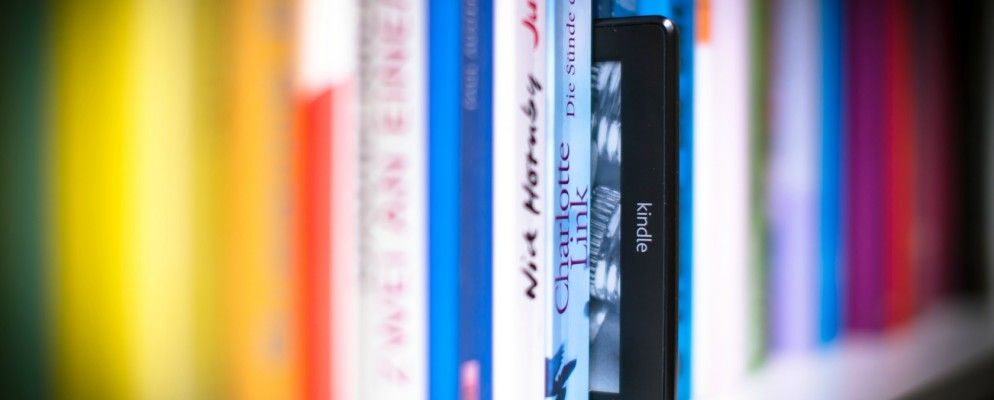 亚马逊和Hachette和平共处，Windows 10手机等等…[科技新闻摘要]