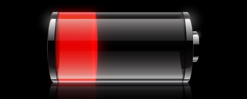 即使电池耗尽,如何保持笔记本电脑的电源