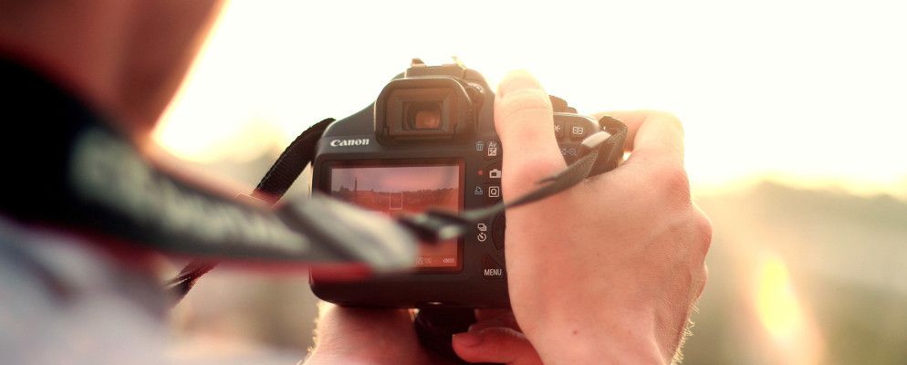 为什么您永远不应该购买新的DSLR相机(而总是购买二手相机)