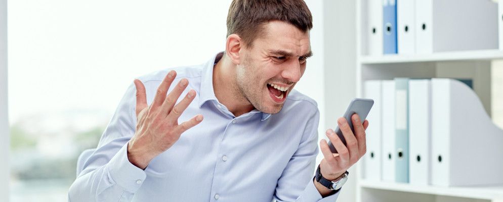 如何在Windows 10中监控数据使用情况并避免超量