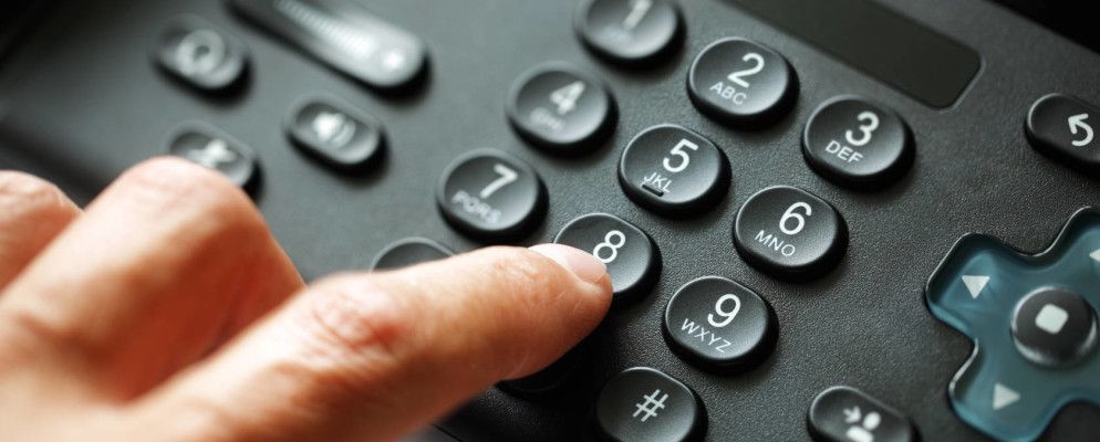 当一个未知的呼叫者问“您能听到我说话吗”时,请避免这种错误。