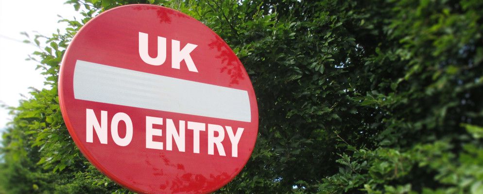 英国以为警察在阻止您-站出来!