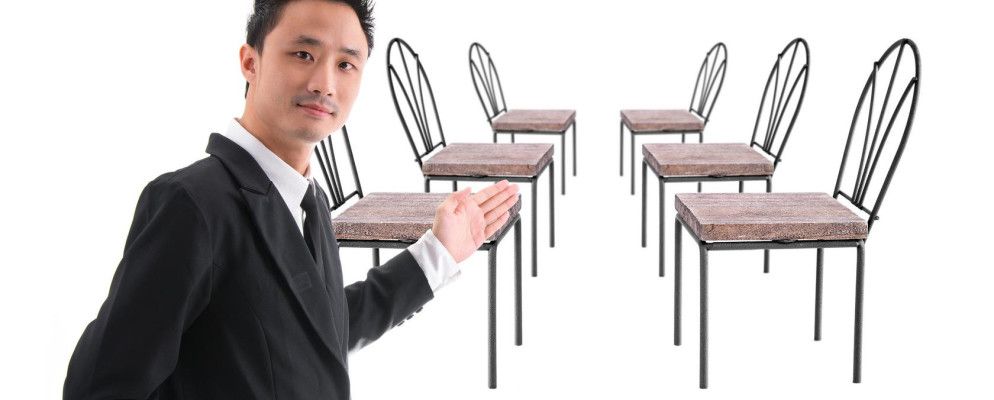 如何在几秒钟内启用隐藏的Windows 10 Guest帐户