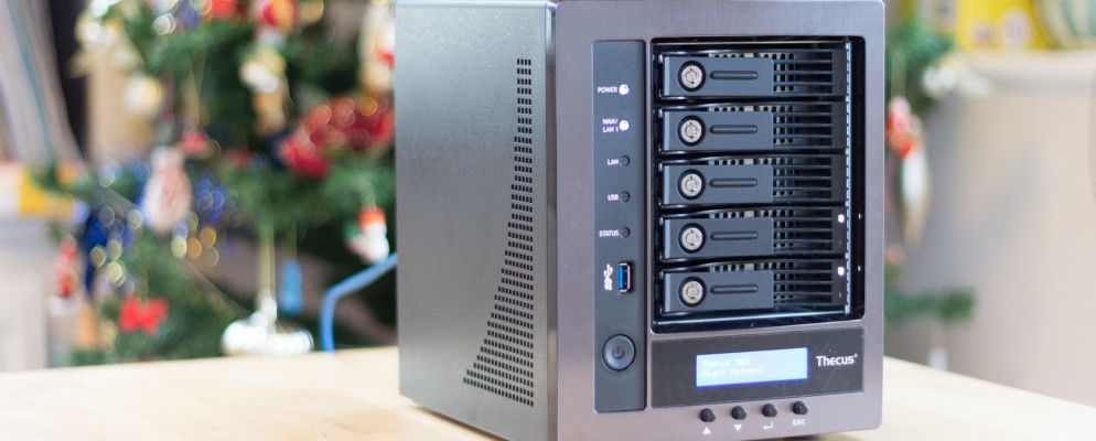 Thecus N5810 Pro NAS评论与赠品
