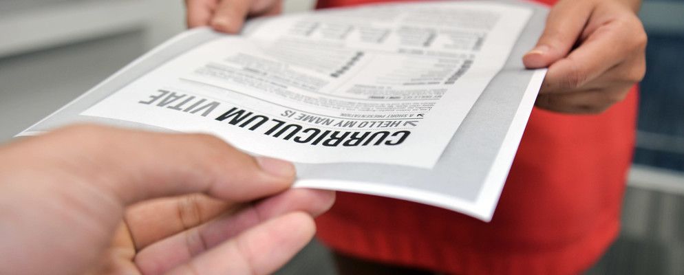 5个顶级的简历创建者网站,可在线创建简历