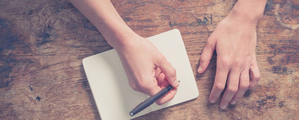 如何将Windows 10记事本重置为默认选项