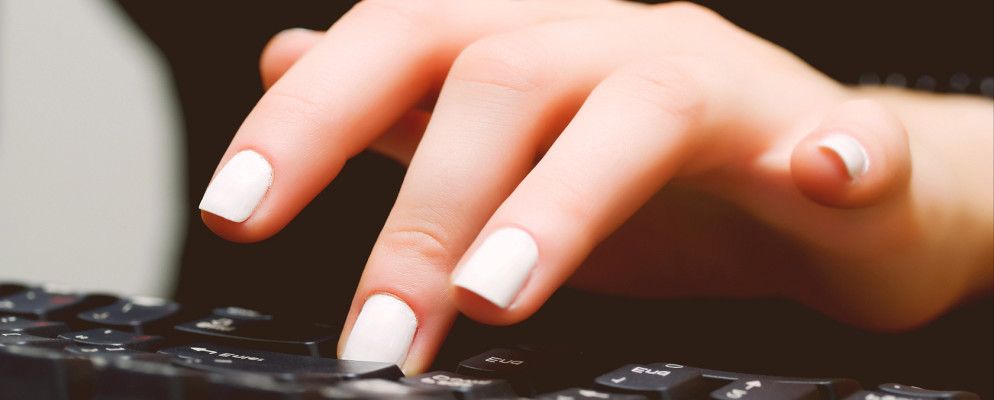 如何使用键盘快捷键将Windows固定在“始终在最前面”