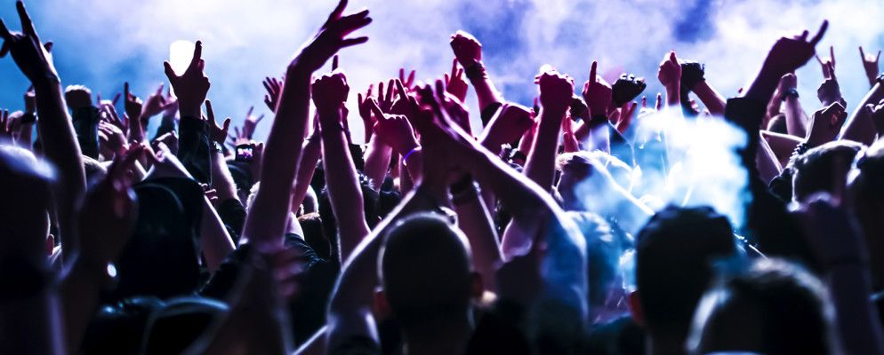 如何使用Spotify查看乐队和歌手的巡演时间表