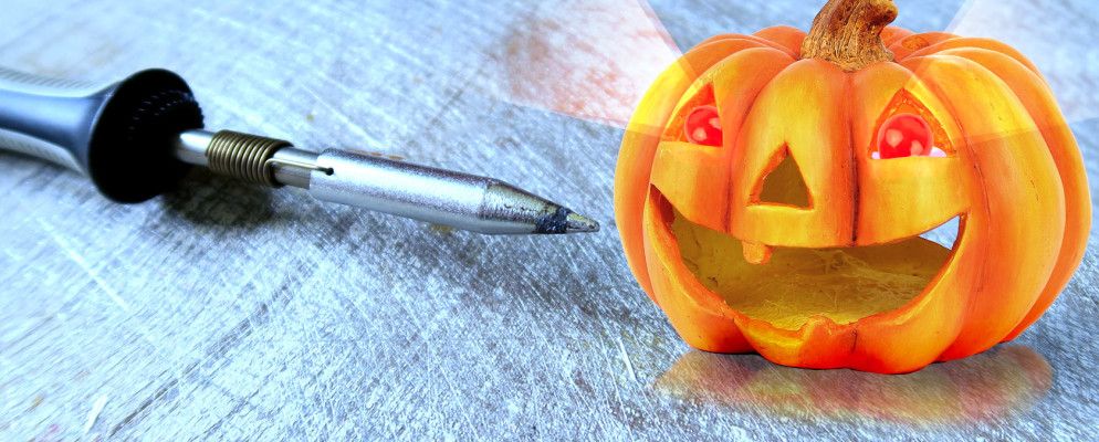 如何以不到5美元的价格制作怪异的万圣节发光眼睛