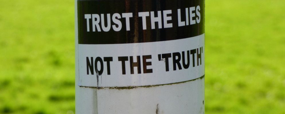 Facebook希望您修复其假新闻问题