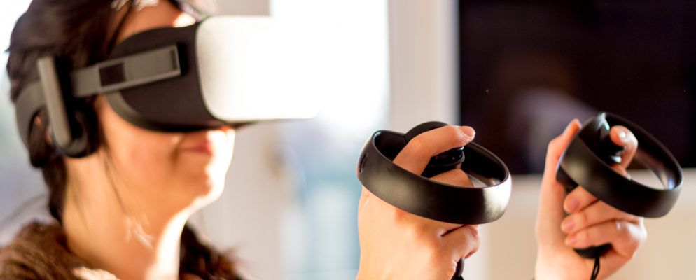 Oculus Touch VR控制器评论