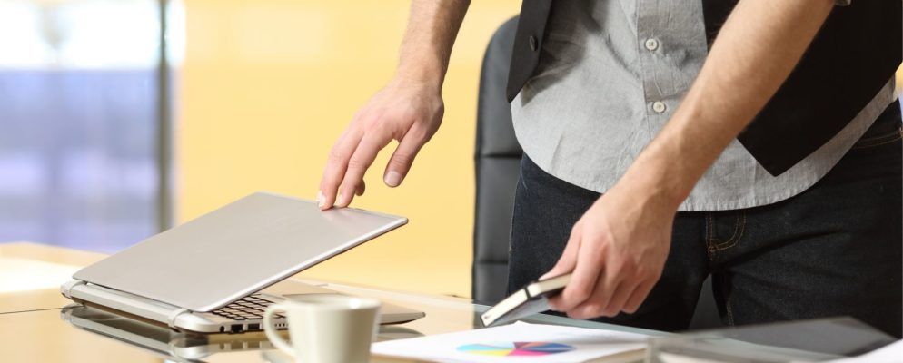 每当离开办公桌时如何自动锁定Windows 7 / 8.1