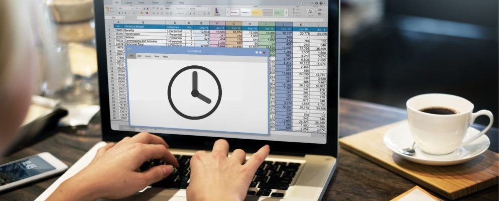 如何使用Excel的Flash填充和自动填充功能自动进行数据输入
