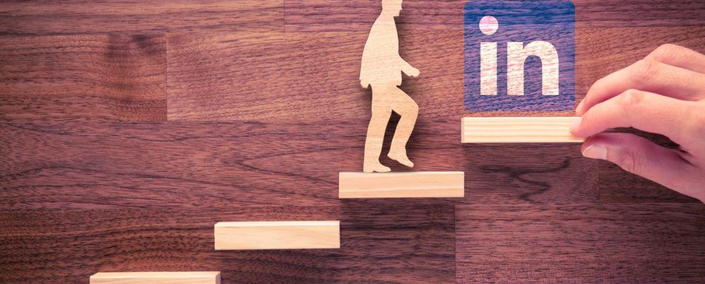 如何使用LinkedIn建议在人群中脱颖而出