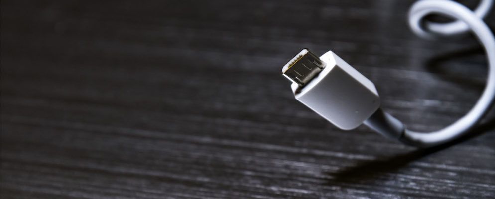 2017年最佳配备Micro-USB的智能手机