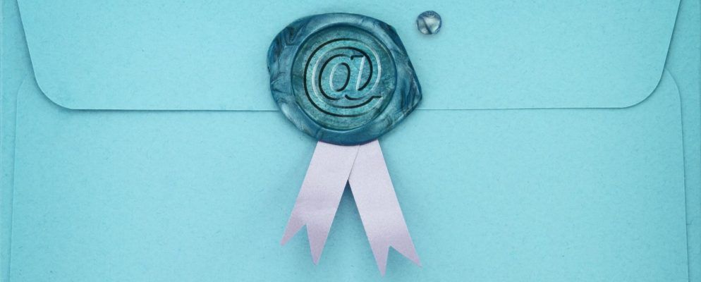 如何在Windows 10邮件中删除默认电子邮件签名