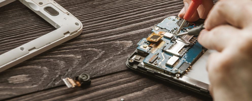 买还是自己动手做?何时应该维修或。购买新配件以省钱