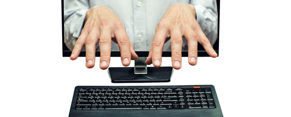 在Windows 10中控制朋友PC的最简单方法