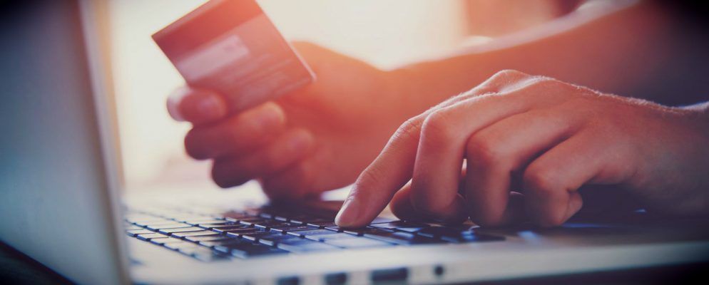 如何通过冻结信用来防止身份盗用