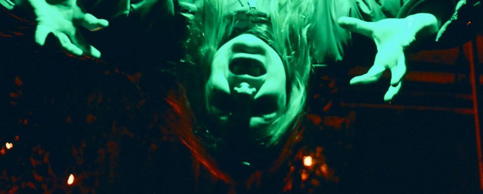 这些隐藏的万圣节尖叫视频是完美的恶作剧