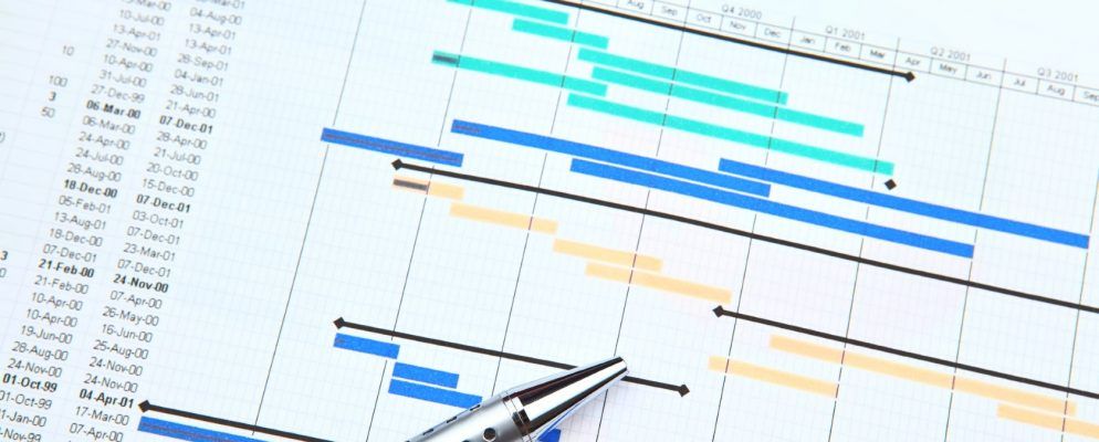 需要用于Excel或PowerPoint的甘特图模板吗？这是10个独特的选择