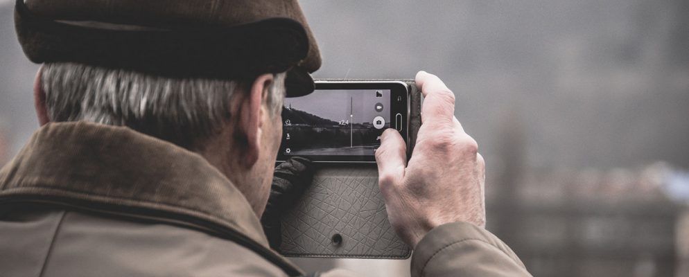 适用于老年人的8种最佳手机