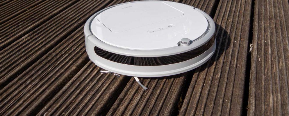 Roborock Xiaowa E20机器人吸尘器：糟糕的名字，巨大的吸尘器