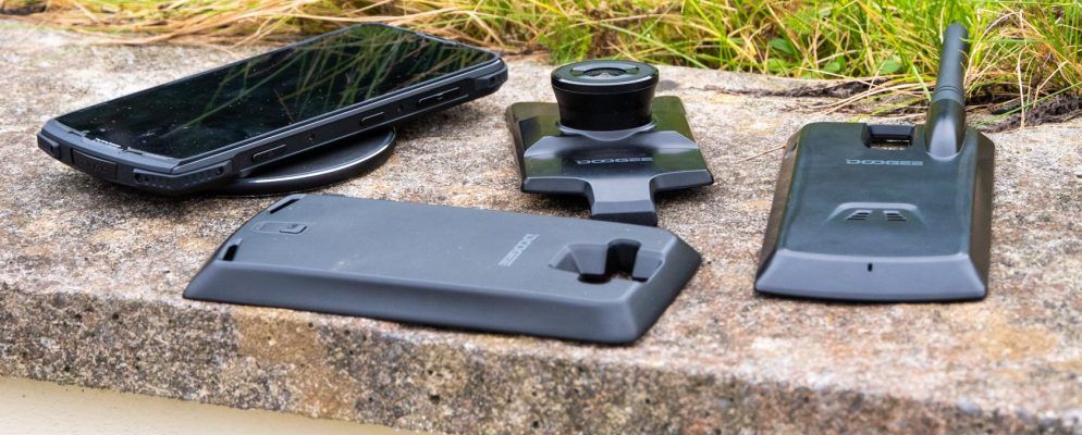 Doogee S90:坚固耐用的模块化手机(实际上很有用!)