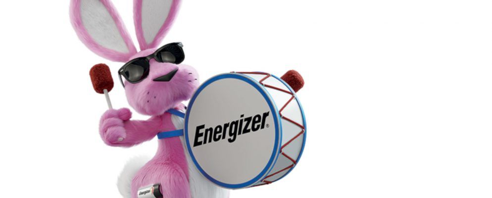 Energizer用可笑的18,000mAh电池炫耀手机