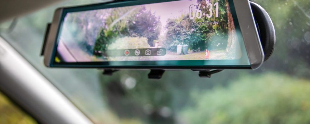 Auto-Vox X1双重行车记录仪不会遗漏任何东西（正在审查并赠送！）