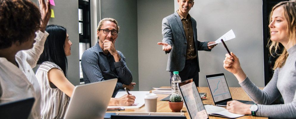 10个很酷的PowerPoint模板，使您的PPT演示文稿闪闪发光