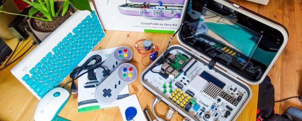 在您没有看过CrowPi多合一工具包之前,不要购买Raspberry Pi(审查和赠品!)