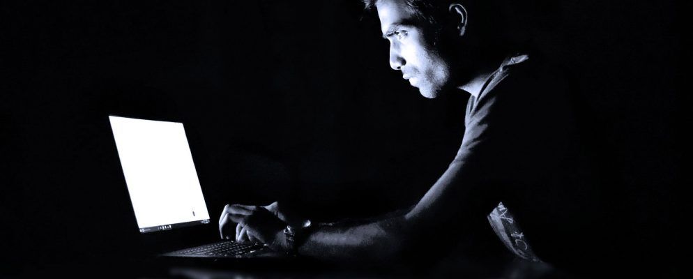 立即免费下载Cybersecurity Essentials(价值26.99美元)